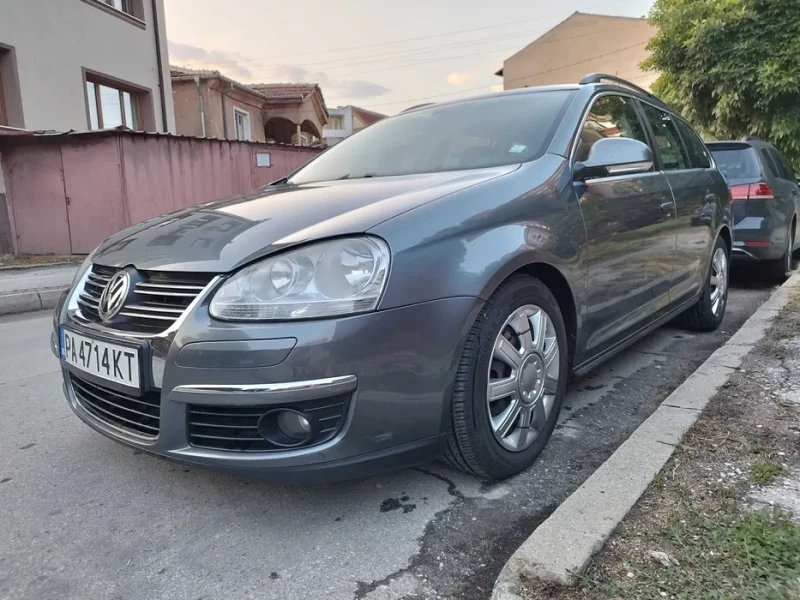 VW Golf 1.9 TDI, снимка 2 - Автомобили и джипове - 47561436