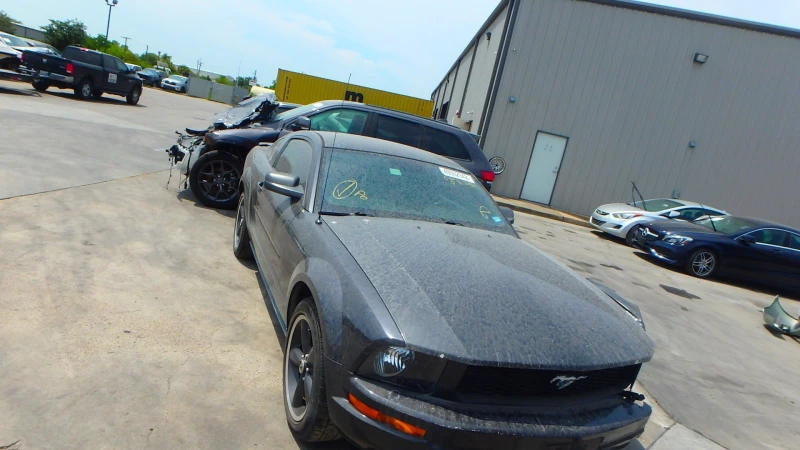 Ford Mustang V6 Налична в България!Проверете я по VIN.Бартер, снимка 12 - Автомобили и джипове - 47574260