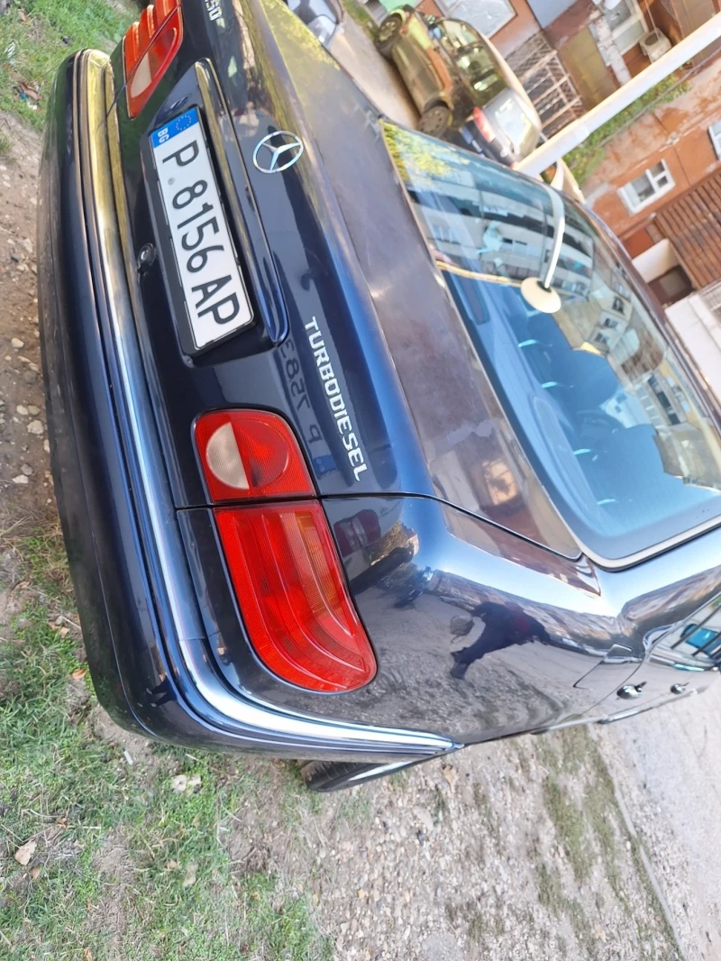 Mercedes-Benz E 250, снимка 3 - Автомобили и джипове - 47639351