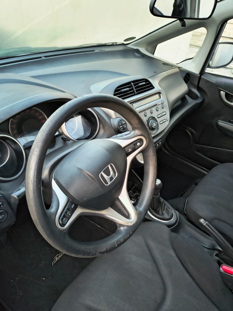 Honda Jazz 1.4, снимка 5 - Автомобили и джипове - 48006295