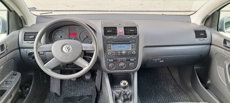 VW Golf 1.9TDI/105К/2005Г./BKC!, снимка 15 - Автомобили и джипове - 48104242