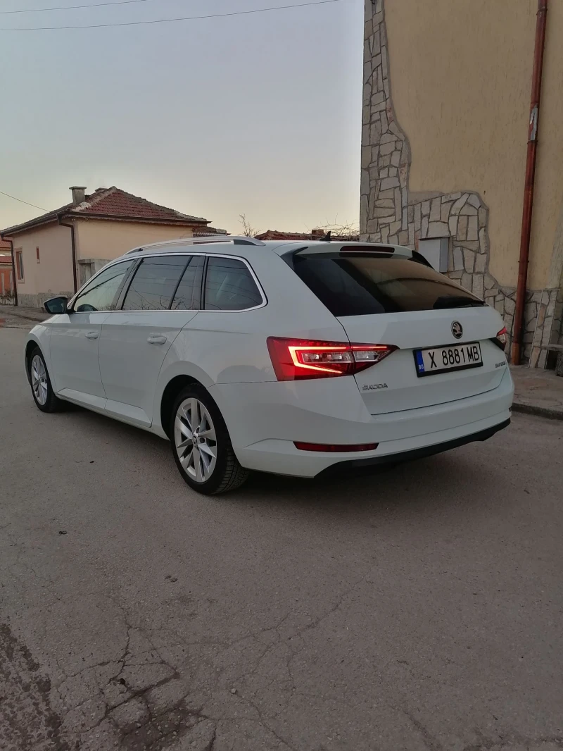 Skoda Superb 2.0 TDI 190hp DSG 6, снимка 4 - Автомобили и джипове - 48369104