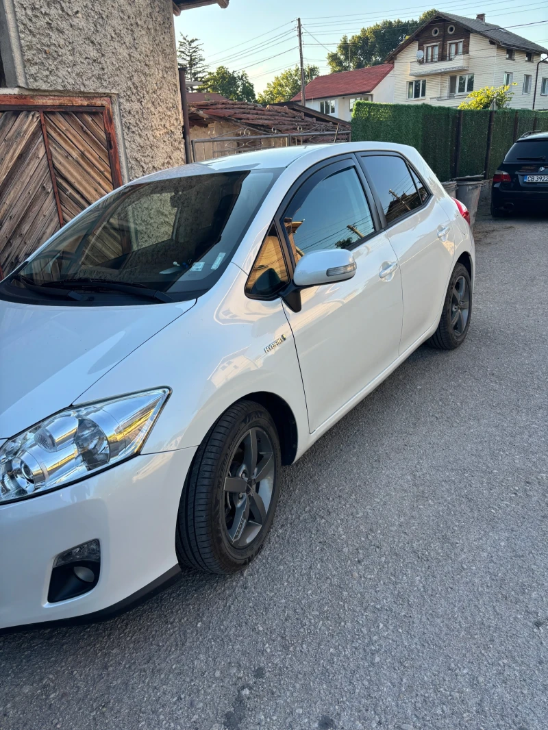 Toyota Auris, снимка 2 - Автомобили и джипове - 51515082