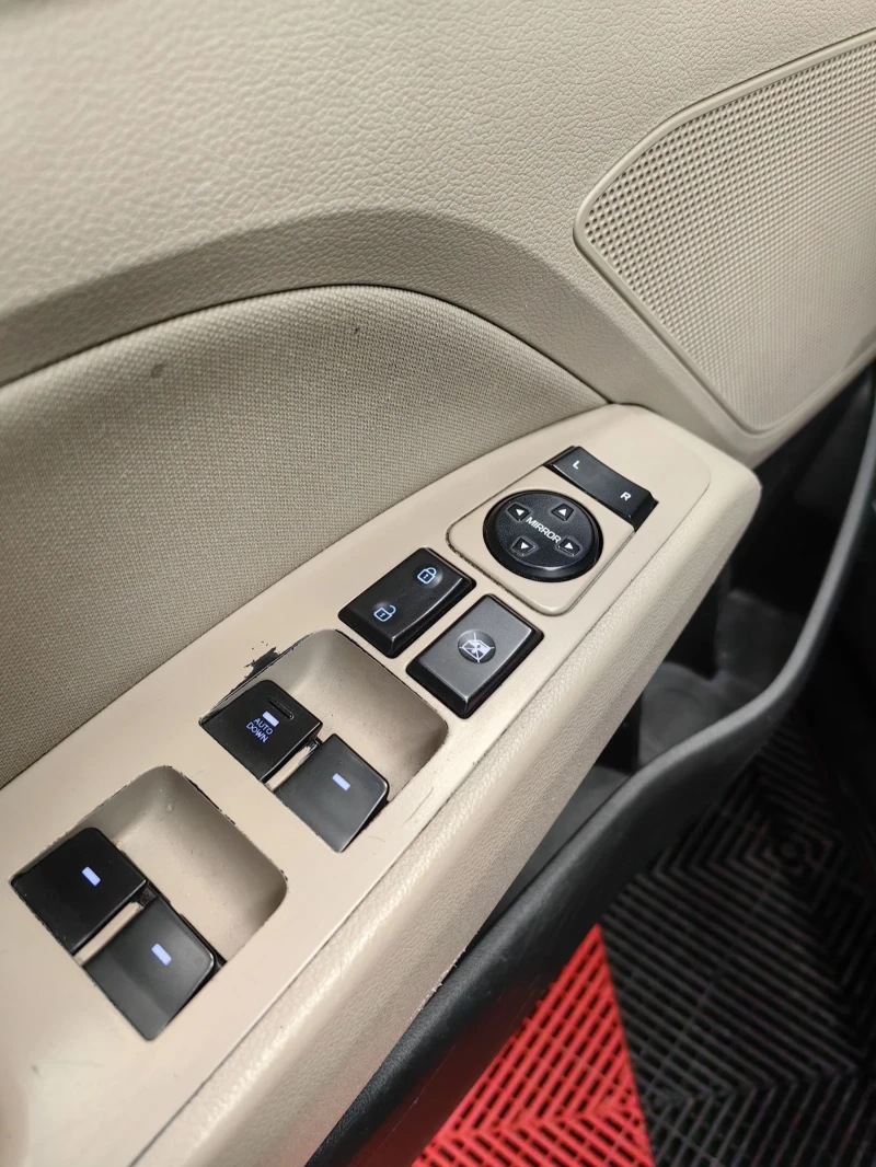 Hyundai Elantra 1.6* GPL* НАВИ* ЛИЗИНГ* КАМЕРА* ТЕМПОМАТ* МУЛТИ* , снимка 9 - Автомобили и джипове - 52368748