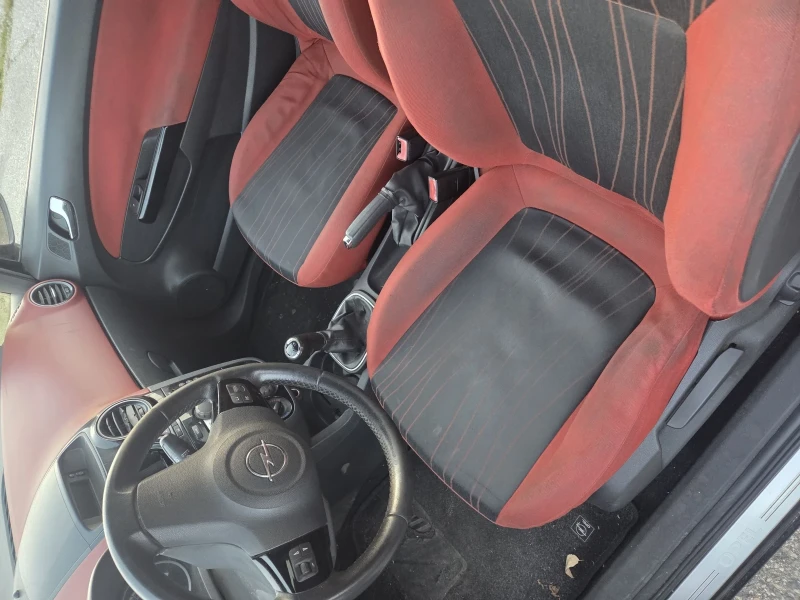 Opel Corsa 1.3, снимка 8 - Автомобили и джипове - 52580580