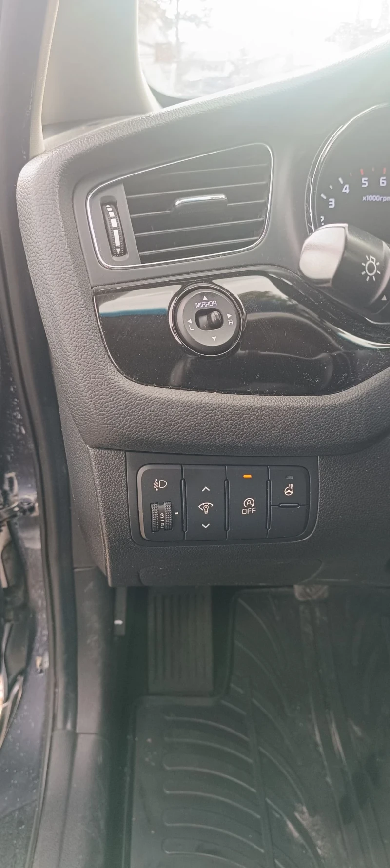 Kia Ceed 1.6GRDI FACE, снимка 16 - Автомобили и джипове - 52487626