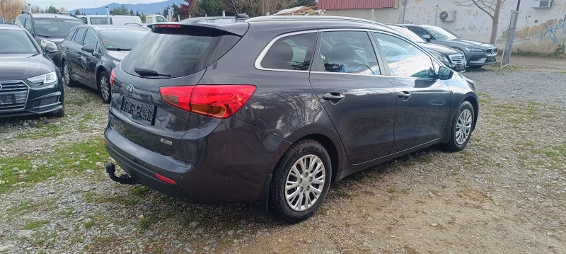 Kia Ceed 1.6GRDI FACE, снимка 6 - Автомобили и джипове - 52487626