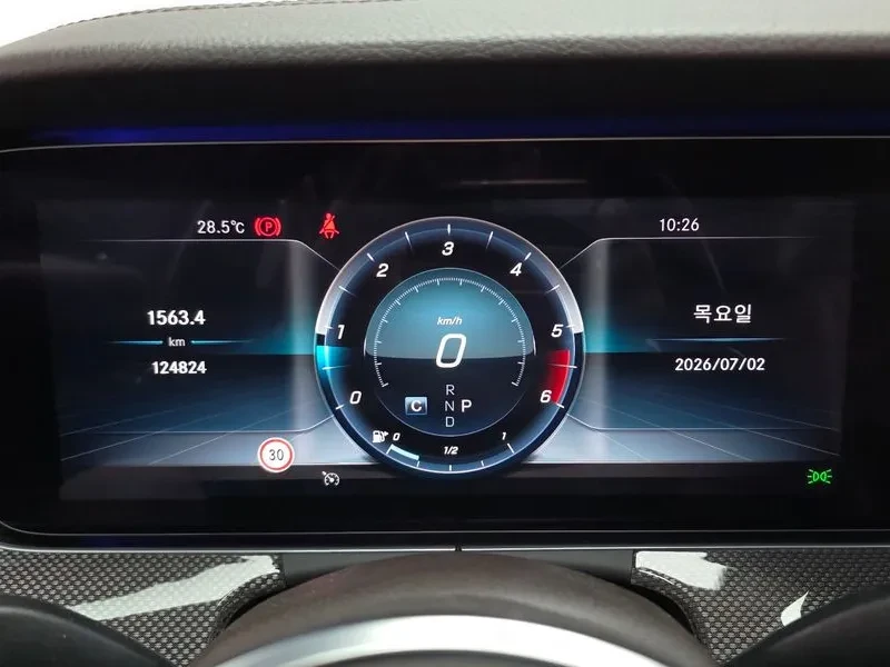 Mercedes-Benz CLS 300 d AMG/ BURMESTER/ PANO/ HEAD UP/ AMBIENT | Mobile.bg � ����������� 8