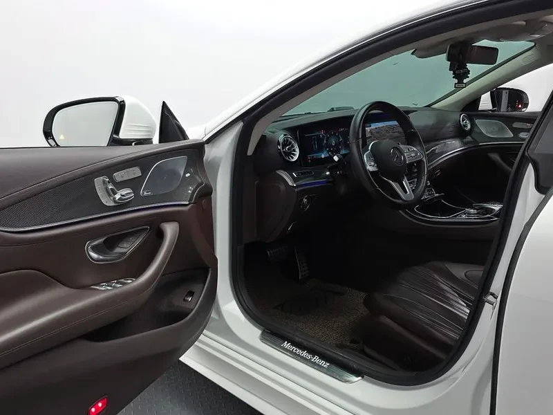 Mercedes-Benz CLS 300 d AMG/ BURMESTER/ PANO/ HEAD UP/ AMBIENT | Mobile.bg � ����������� 10