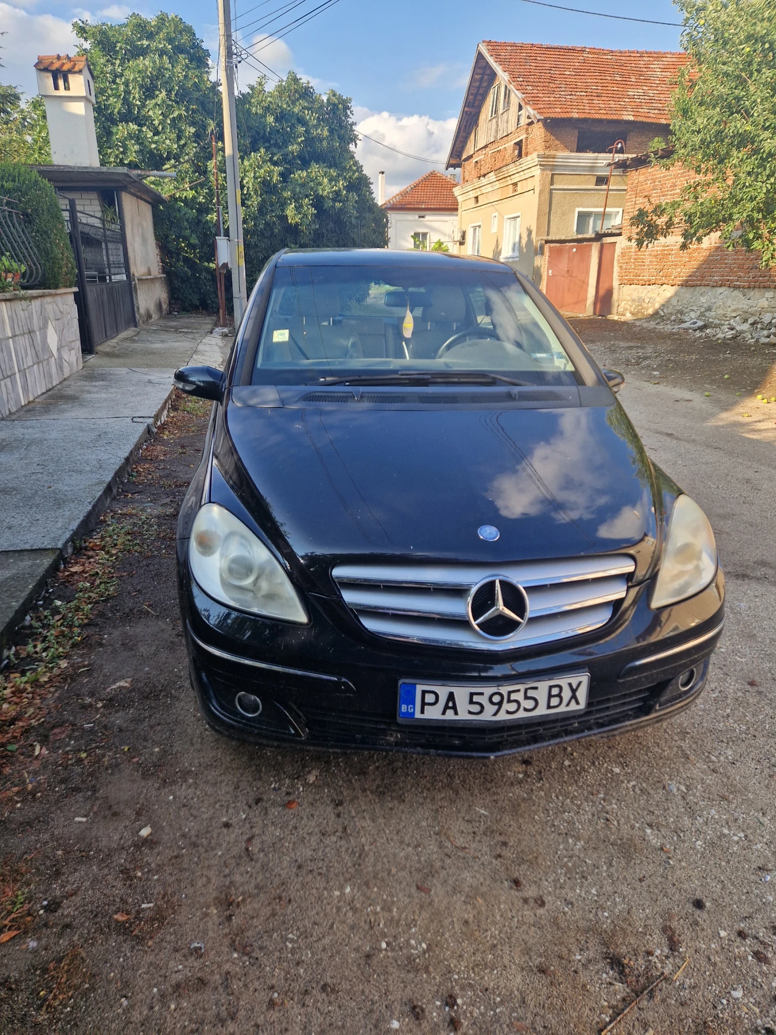 Mercedes-Benz B 200, снимка 1