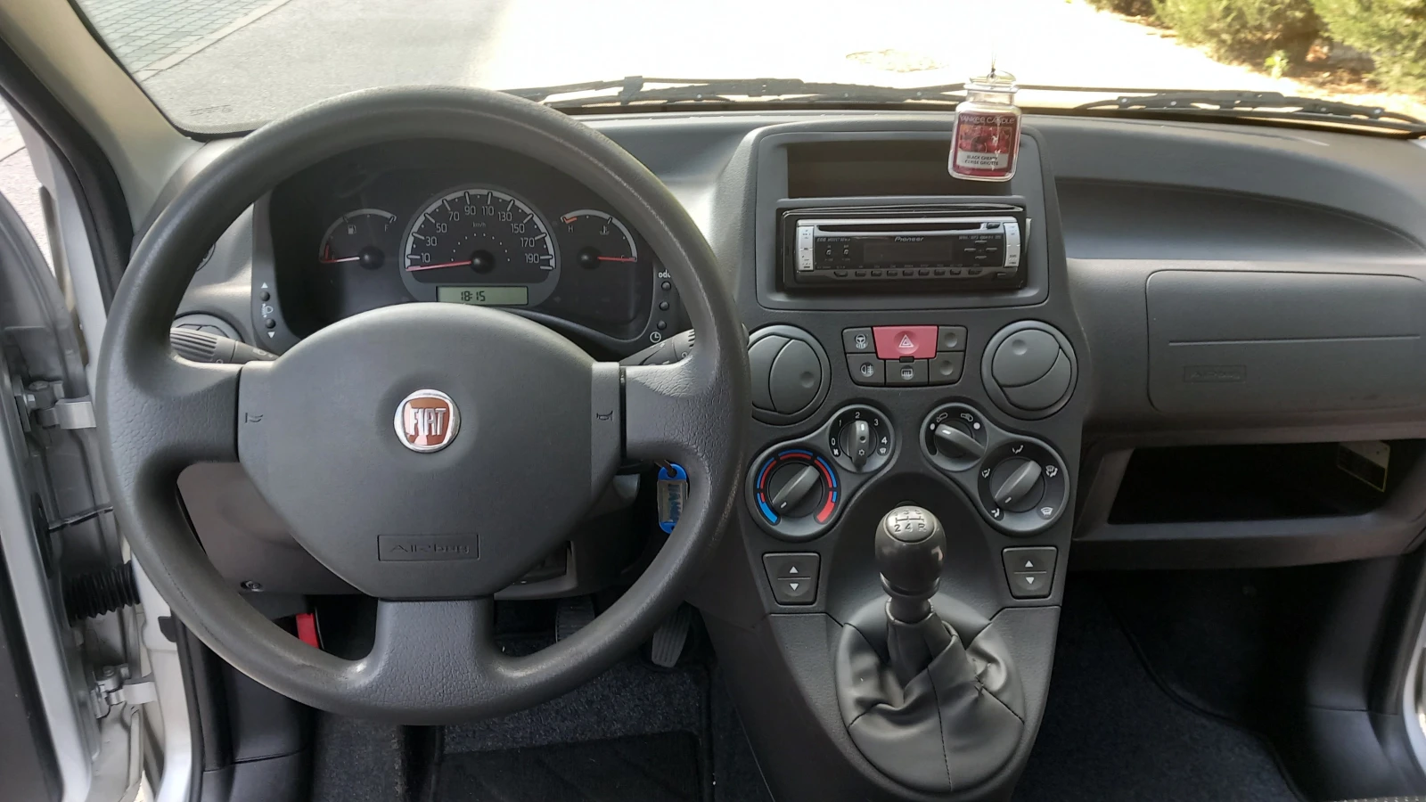 Fiat Panda 110000км/КЛИМАТИК  - изображение 9