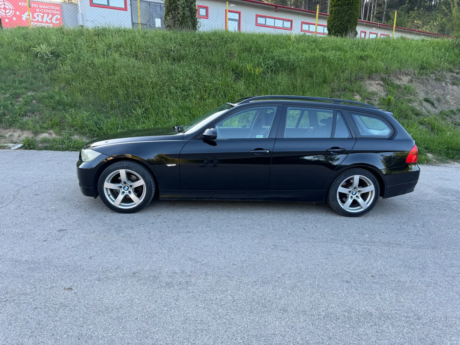 BMW 320 e91 320i - изображение 2