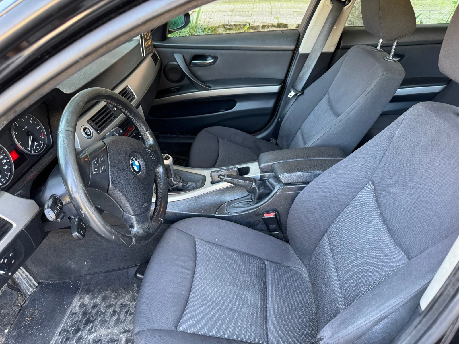 BMW 320 e91 320i - изображение 6