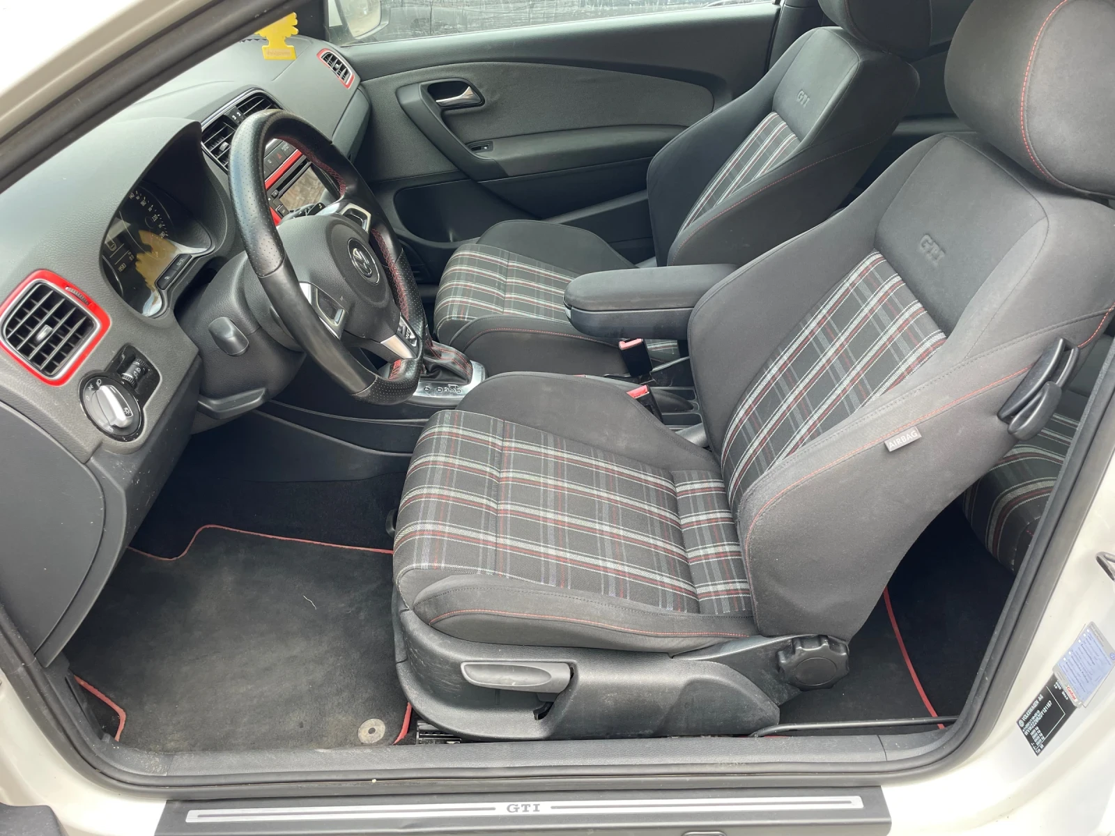 VW Polo GTI - изображение 10