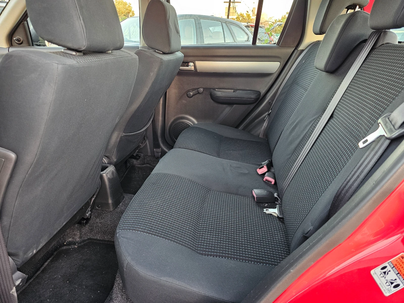 Suzuki Swift 1.3i, 92к.с. - изображение 9