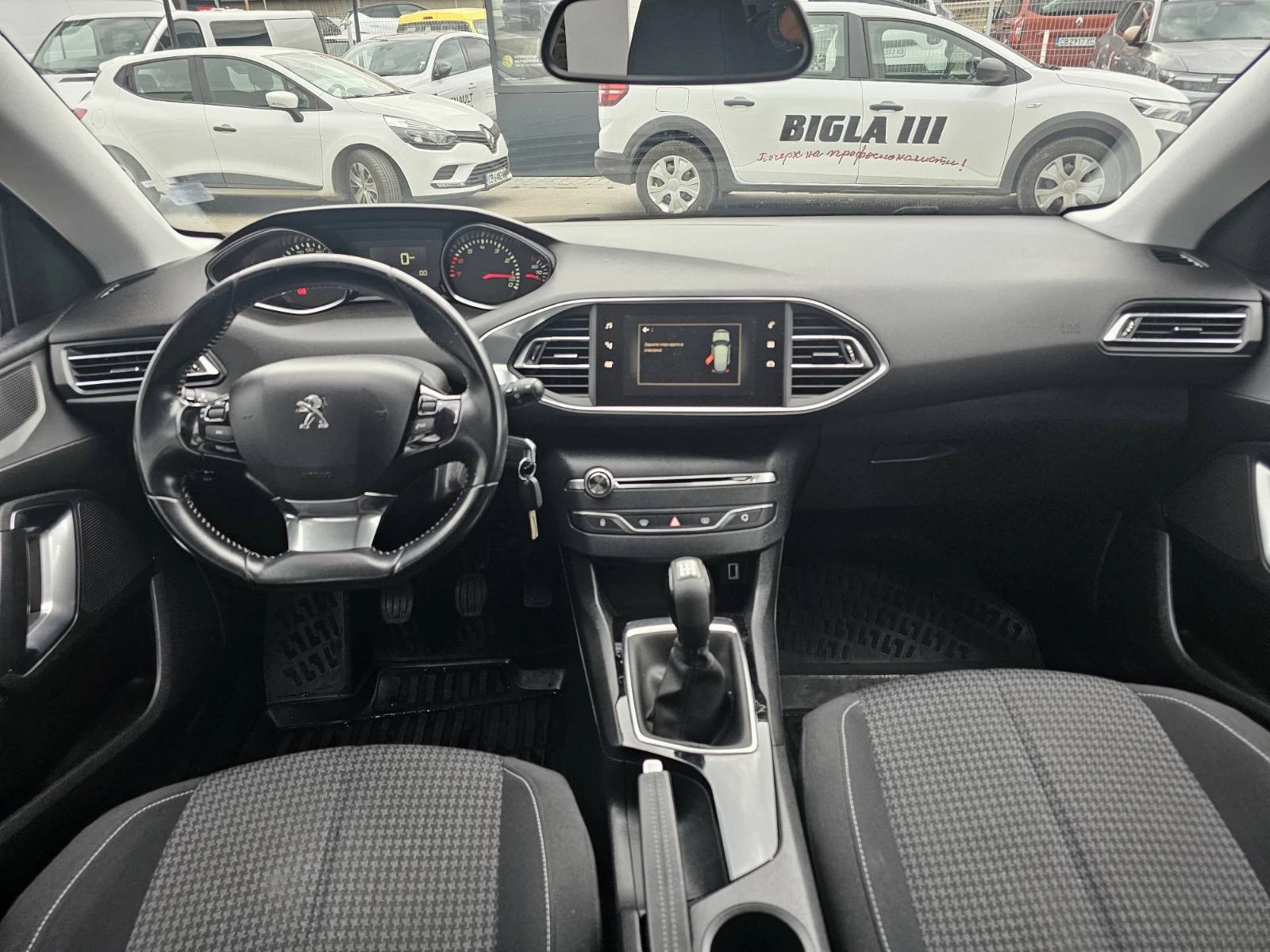 Peugeot 308 1.2 - изображение 7