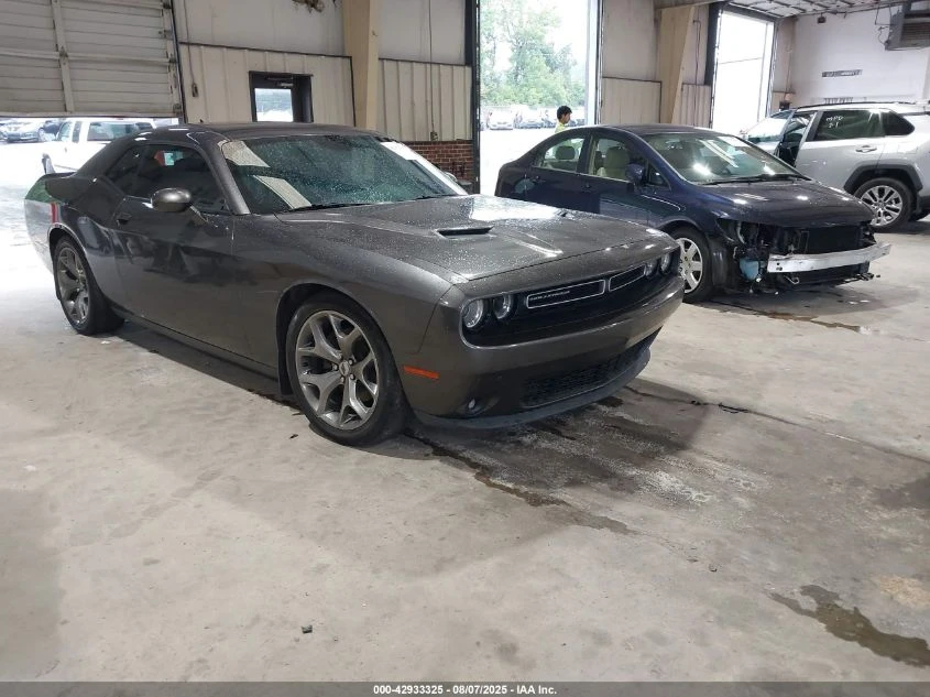 Dodge Challenger 3.6L V-6 DOHC, VVT, 305HP Rear Wheel Drive | Mobile.bg   1