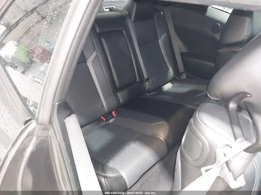 Dodge Challenger 3.6L V-6 DOHC, VVT, 305HP Rear Wheel Drive | Mobile.bg   15