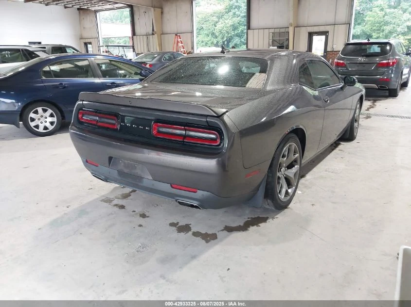 Dodge Challenger 3.6L V-6 DOHC, VVT, 305HP Rear Wheel Drive | Mobile.bg   11