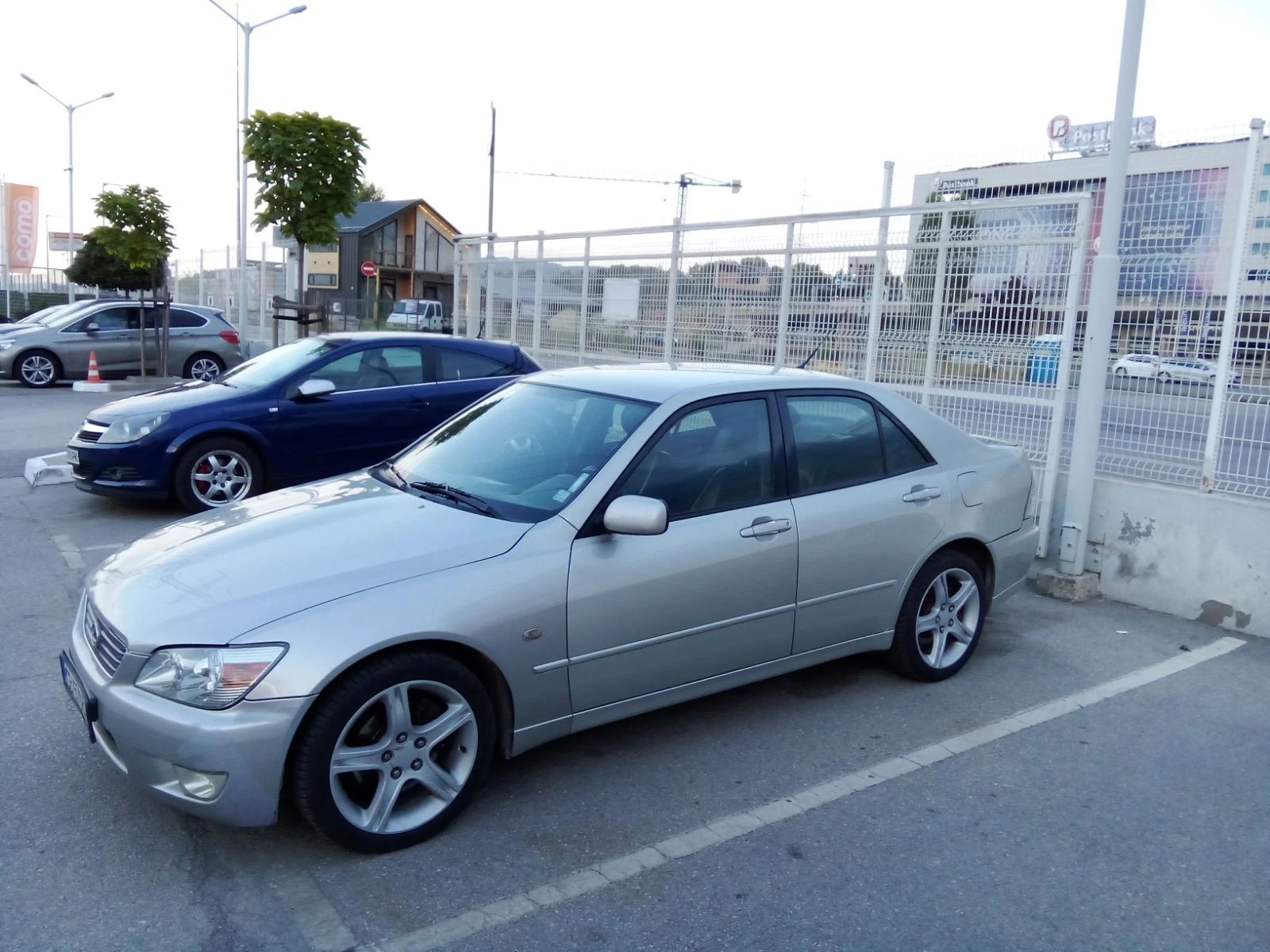 Lexus IS 200 | Mobile.bg � ����������� 12