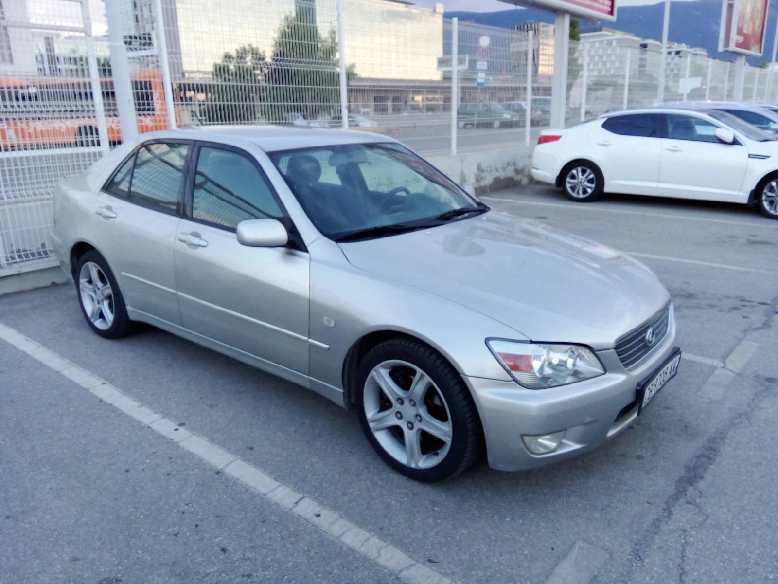 Lexus IS 200 | Mobile.bg � ����������� 15