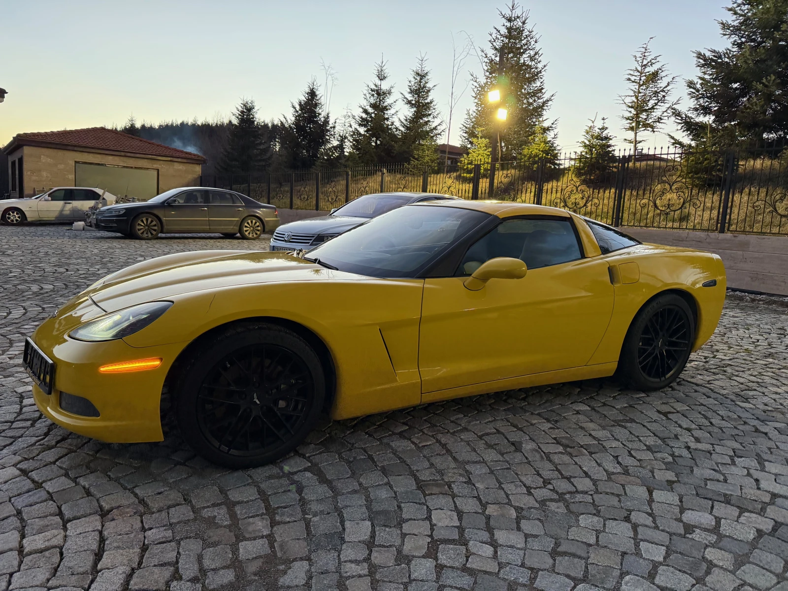 Chevrolet Corvette C6, снимка 3 - Автомобили и джипове - 53716498