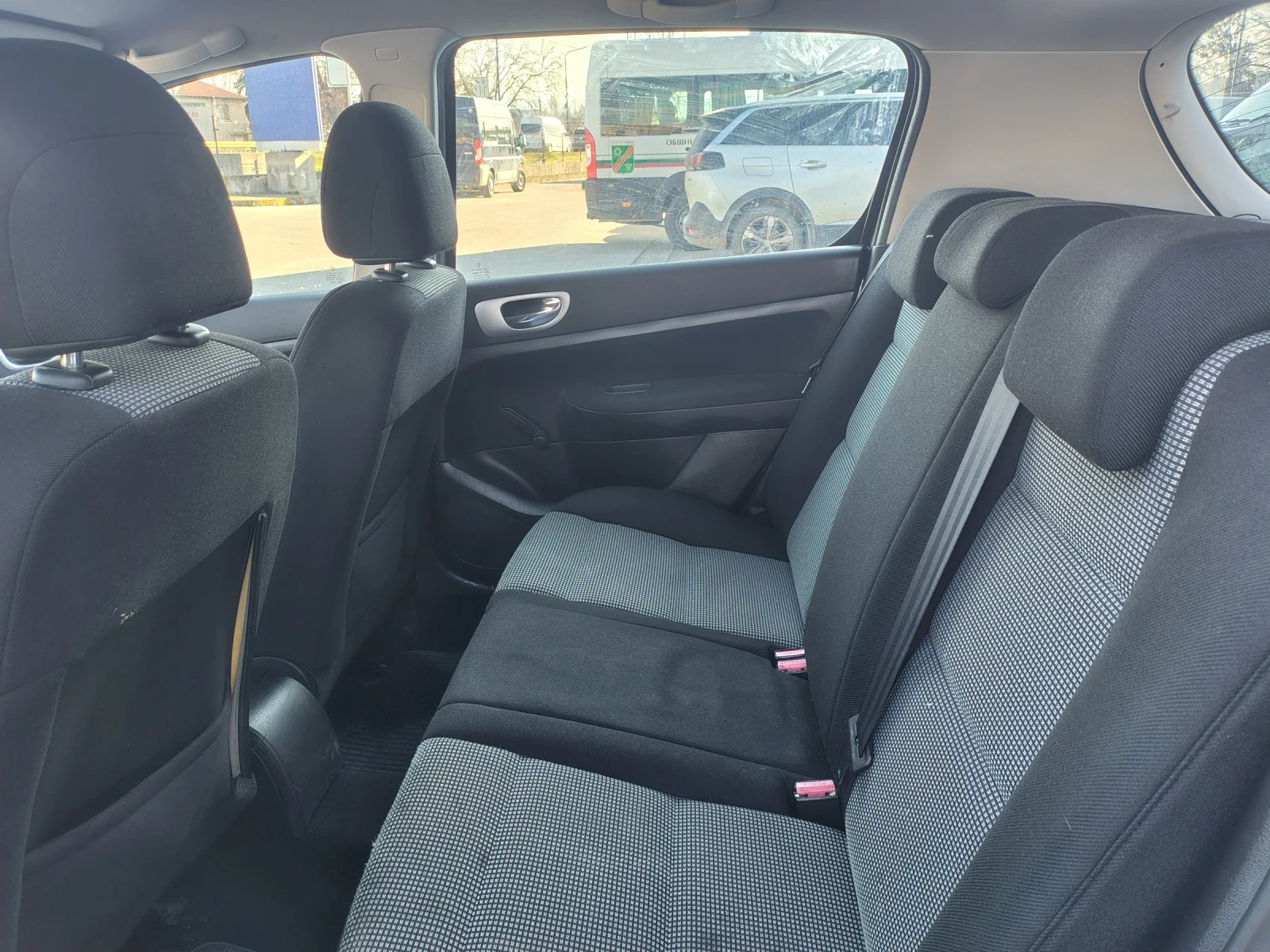 Peugeot 307 1.6 hdi фейс, снимка 12 - Автомобили и джипове - 53737018