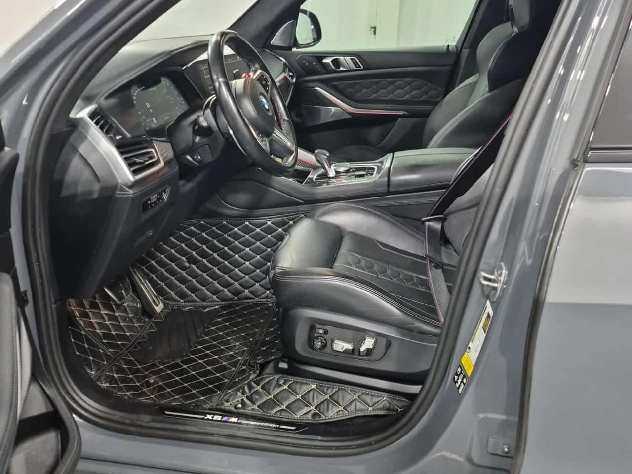 BMW X5M COMPETITION| SKY LOUNGE| MASSAGE| 2 КЛЮЧА| , снимка 8 - Автомобили и джипове - 54084707