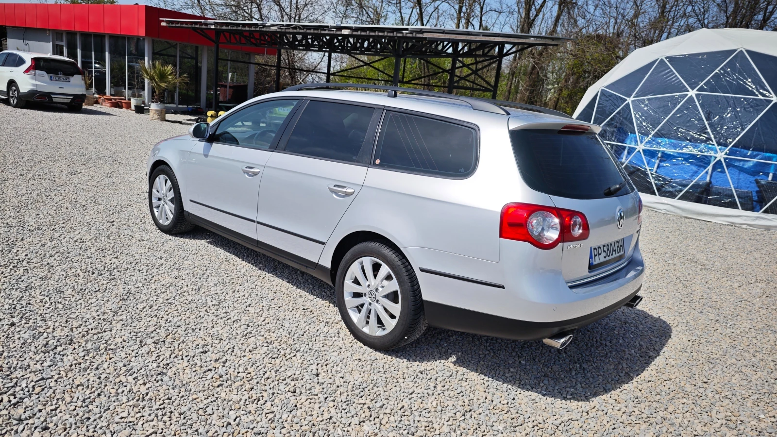 VW Passat НОВИ ДИСКОВЕ/НАКЛАДКИ/ГУМИ/НОВИ-РОЛКИ/РЕМЪЦИ/ПОМПА, снимка 8 - Автомобили и джипове - 54216342