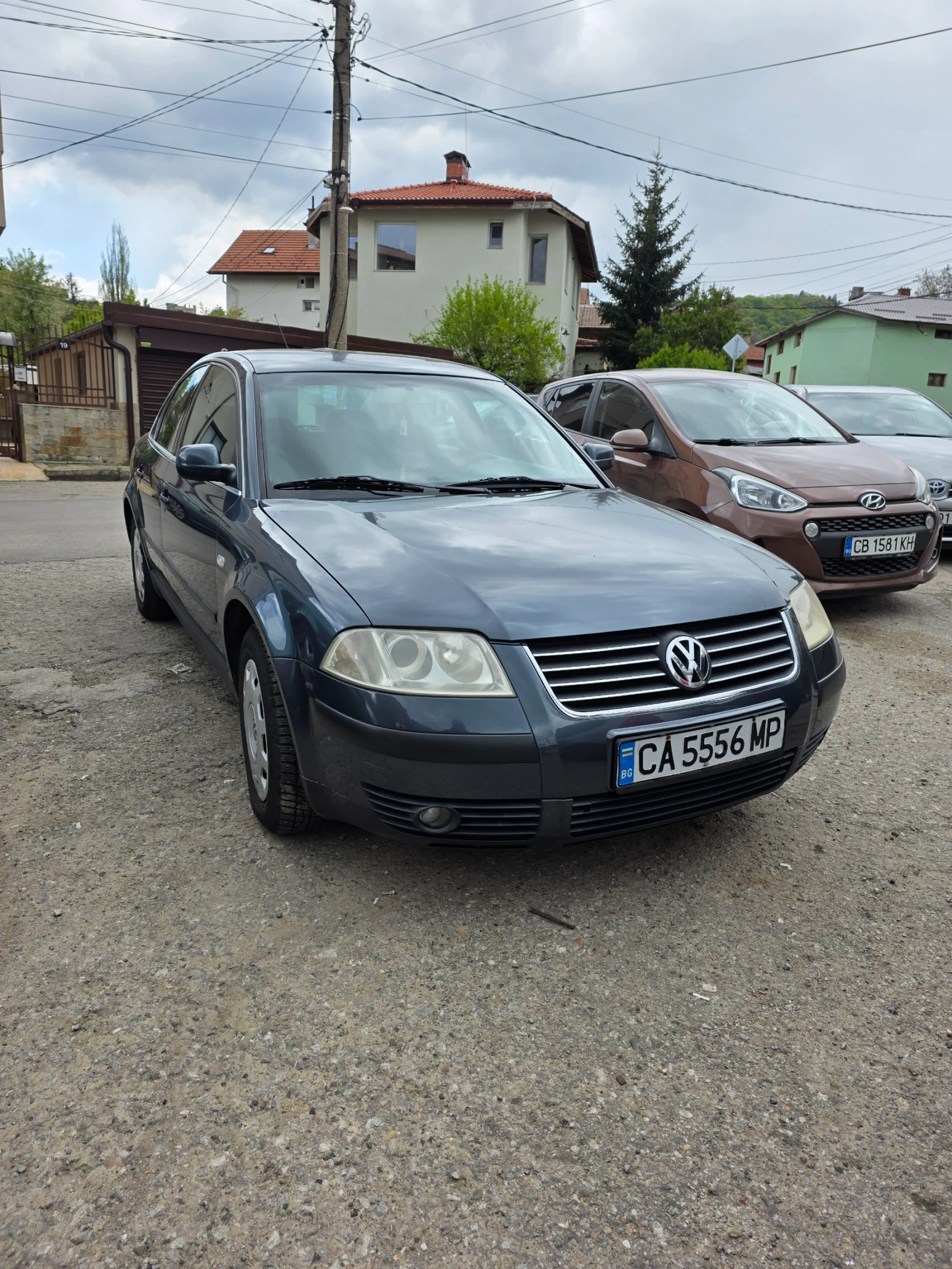 VW Passat 1.9 tdi, снимка 3 - Автомобили и джипове - 54393431