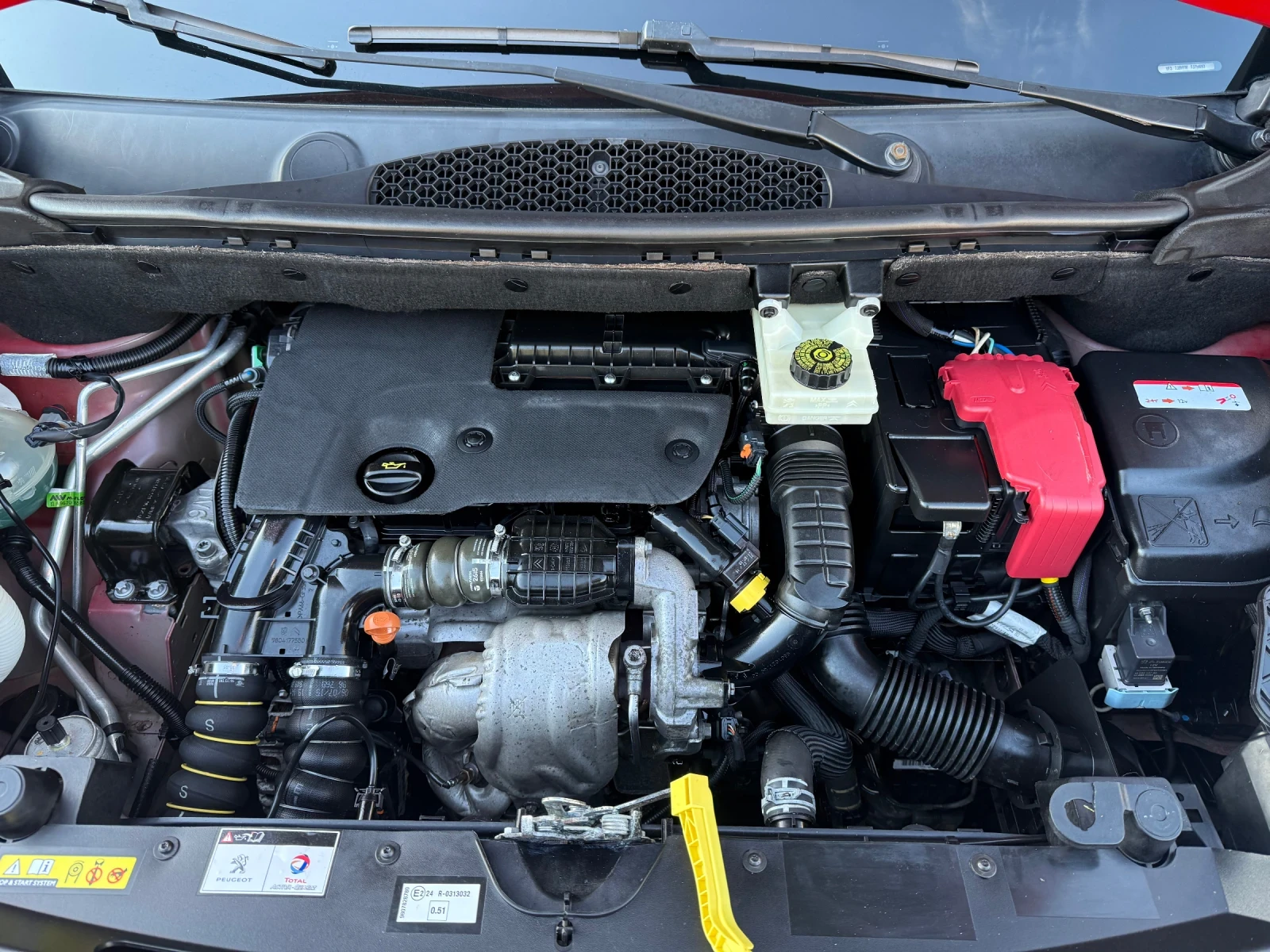Peugeot Partner Tapee 1.6HDI АВТОМАТИК Euro-6B, снимка 14 - Автомобили и джипове - 54416233