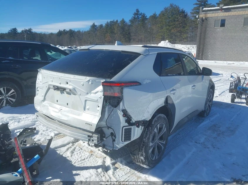 Toyota bZ4X Xle, снимка 4 - Автомобили и джипове - 54419072