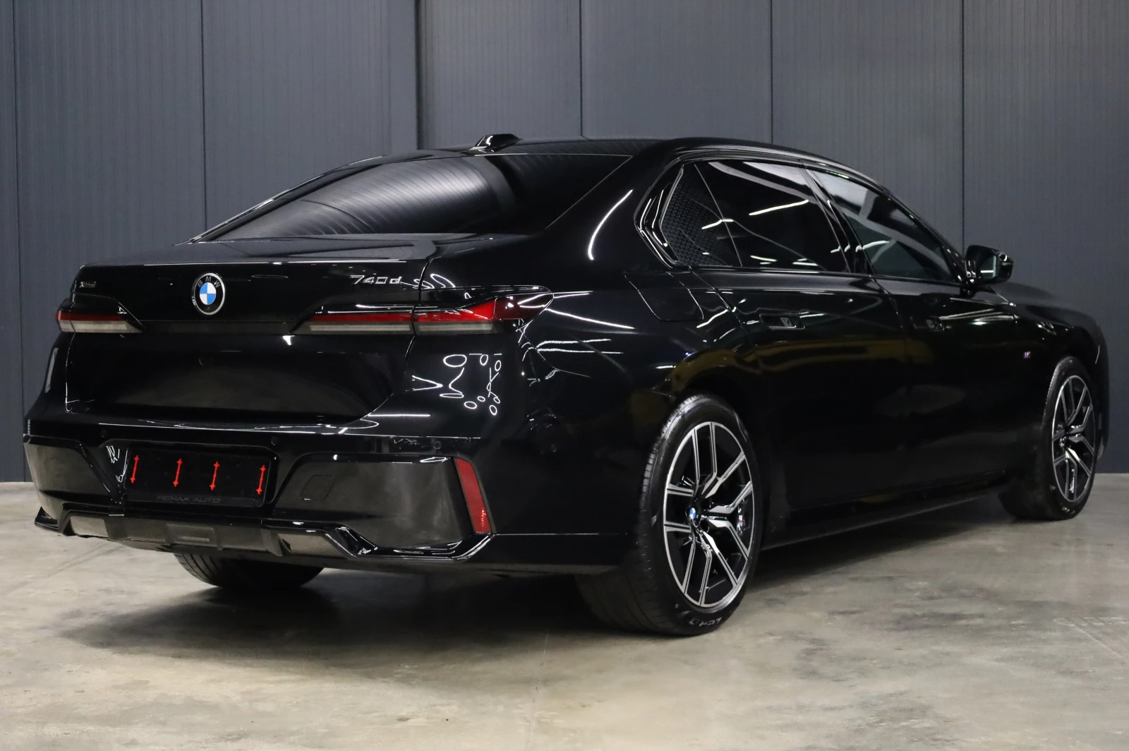 BMW 740 M SPORT PRO* XDRIVE* CRYSTAL LIGHTS* PANO* B, снимка 8 - Автомобили и джипове - 54477204
