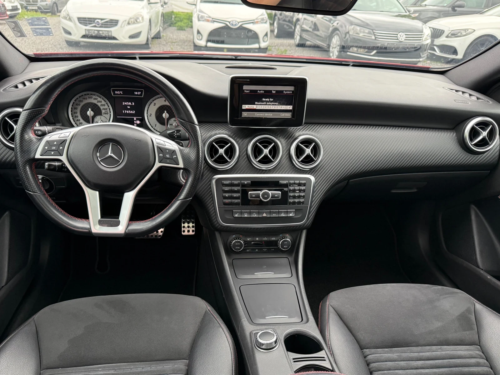 Mercedes-Benz A 220 CDI (170кс) AMG-Line/Панорама/Подгрев/Печка/EU6, снимка 9 - Автомобили и джипове - 54781705