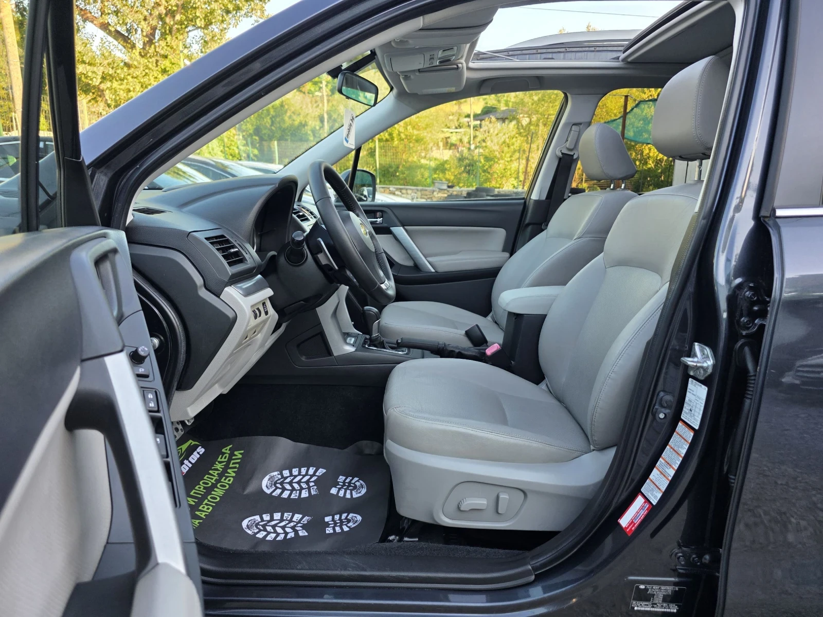 Subaru Forester 2.0 XT 241 К.С. / АВТОМАТ / КАМЕРА / ПАНОРАМА / Ф1, снимка 9 - Автомобили и джипове - 54976190