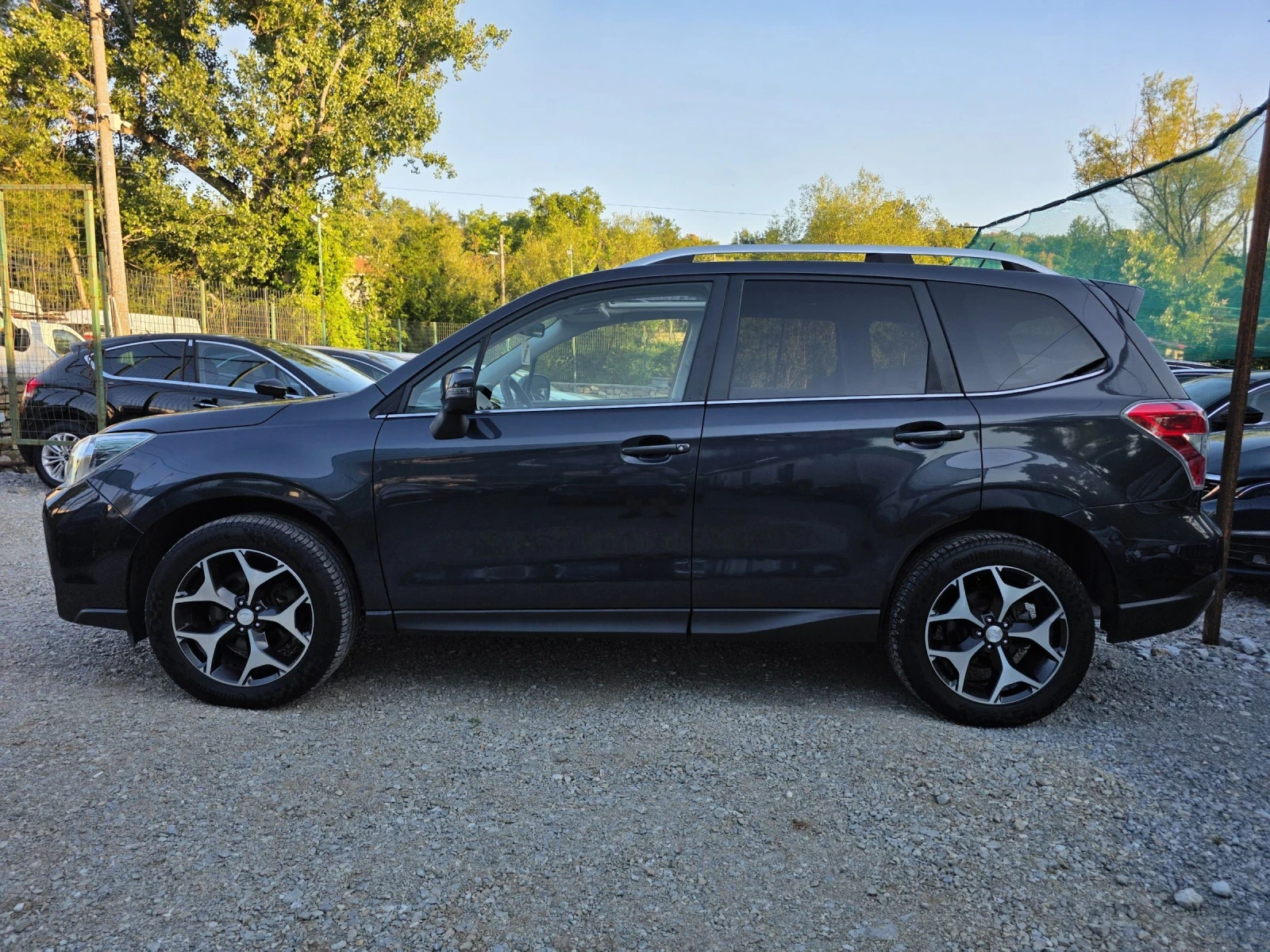 Subaru Forester 2.0 XT 241 К.С. / АВТОМАТ / КАМЕРА / ПАНОРАМА / Ф1, снимка 5 - Автомобили и джипове - 54976190