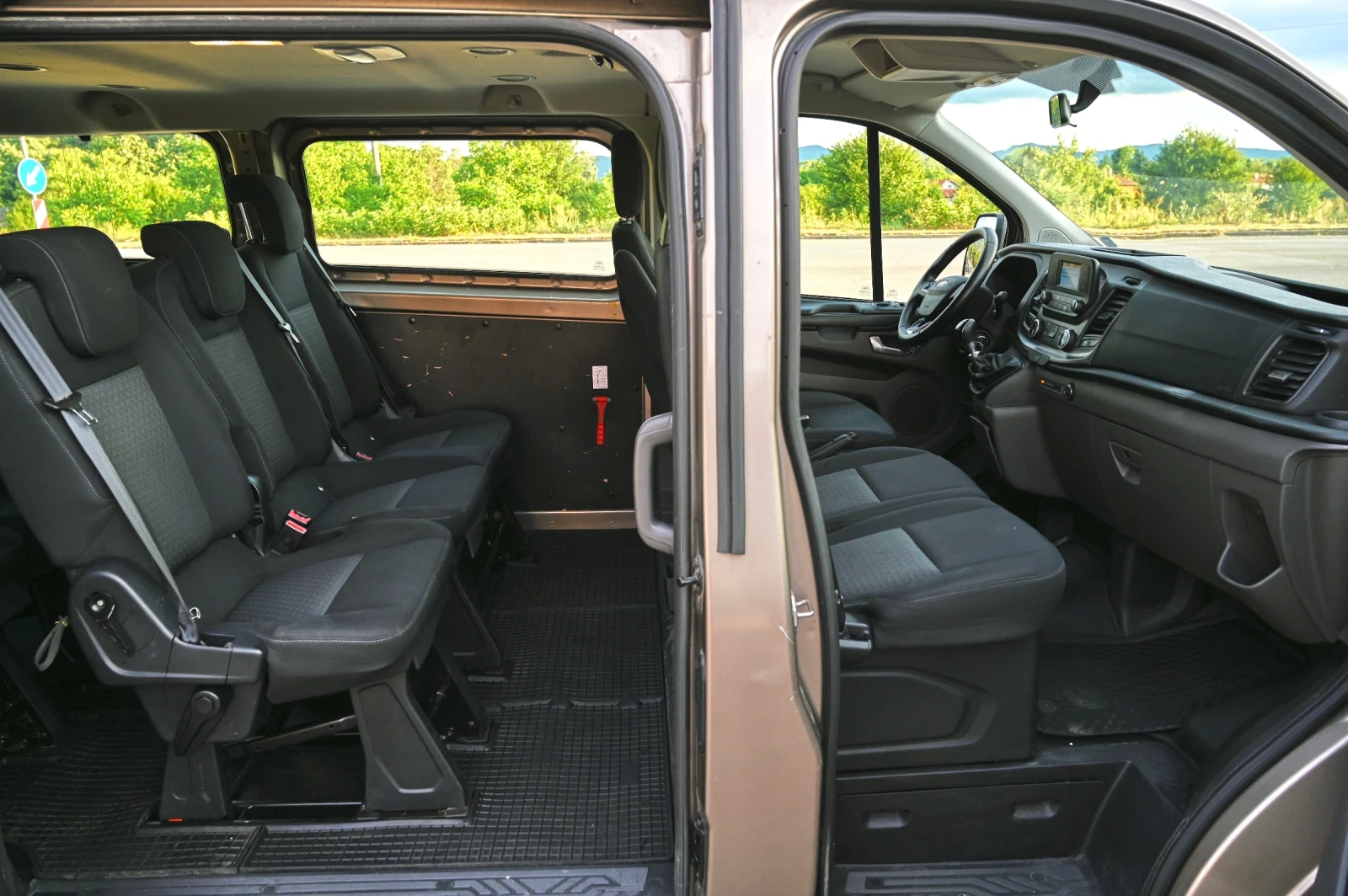 Ford Transit Custom, снимка 11 - Автомобили и джипове - 55442177