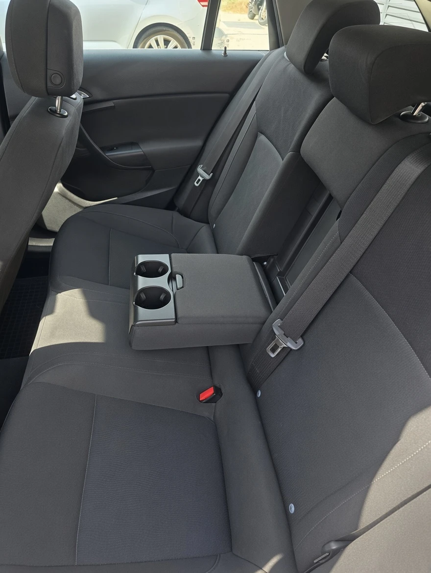 Opel Insignia, снимка 17 - Автомобили и джипове - 56319429