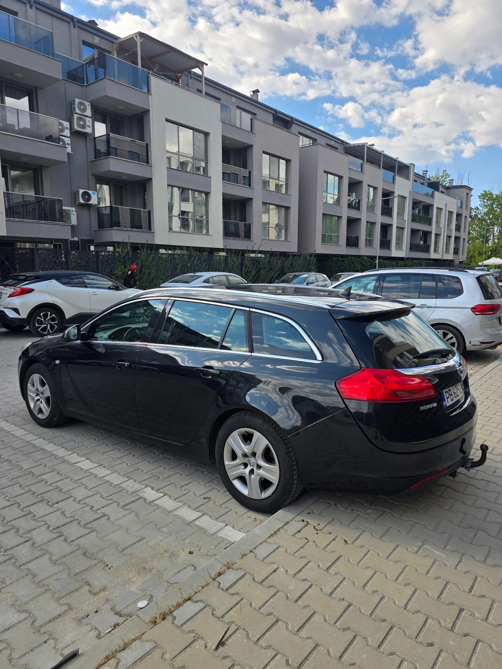 Opel Insignia, снимка 6 - Автомобили и джипове - 56319429