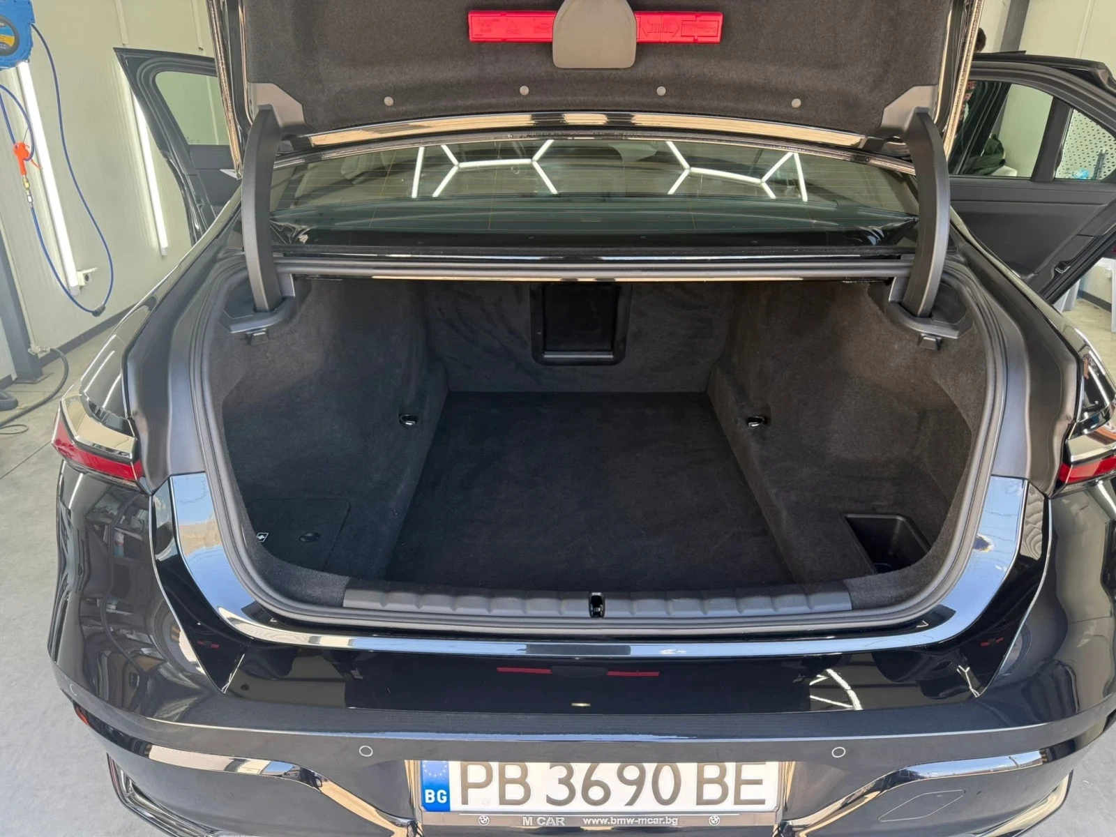 BMW 740, снимка 10 - Автомобили и джипове - 56443965