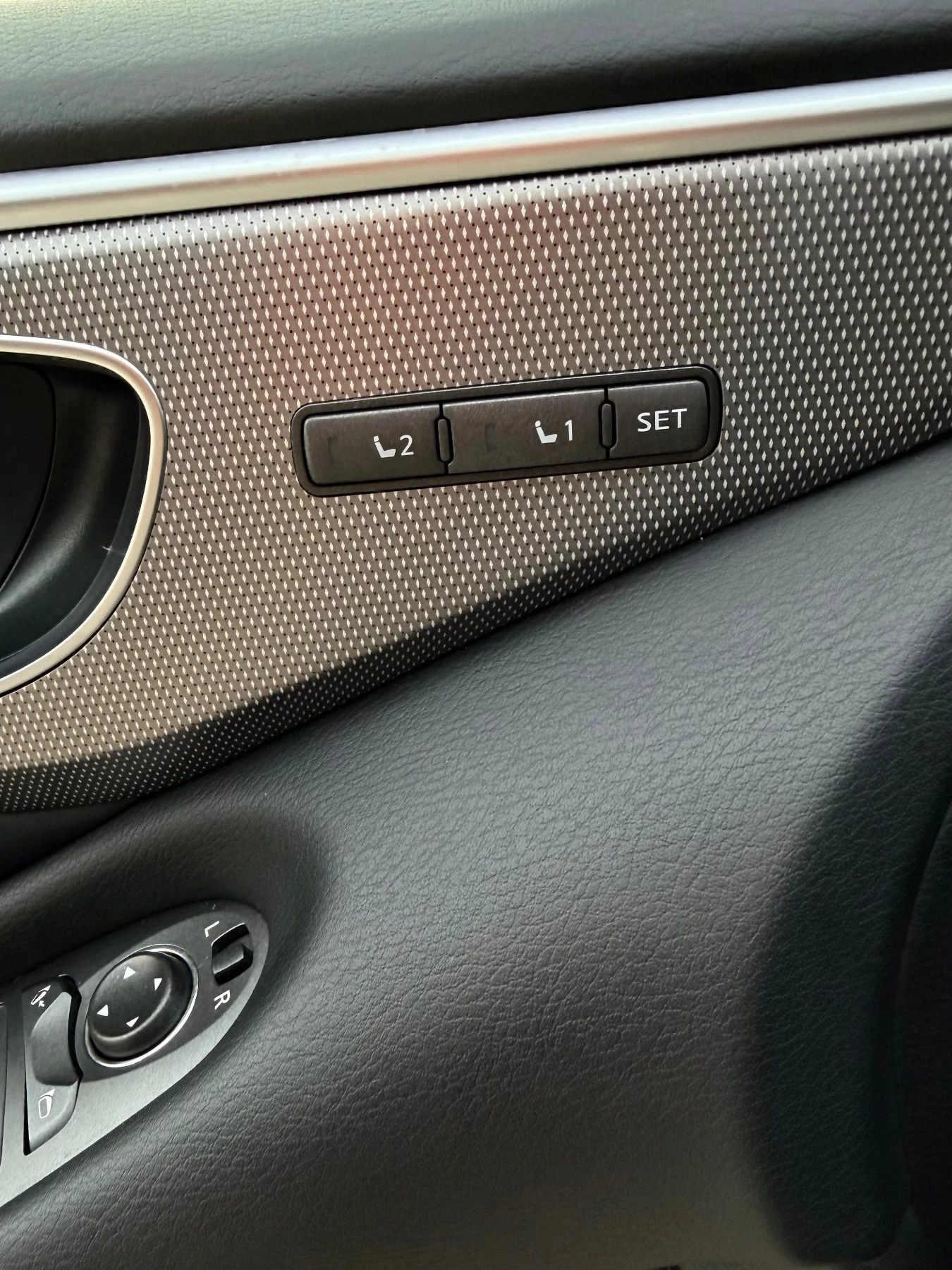 Infiniti Q50, снимка 7 - Автомобили и джипове - 56464225