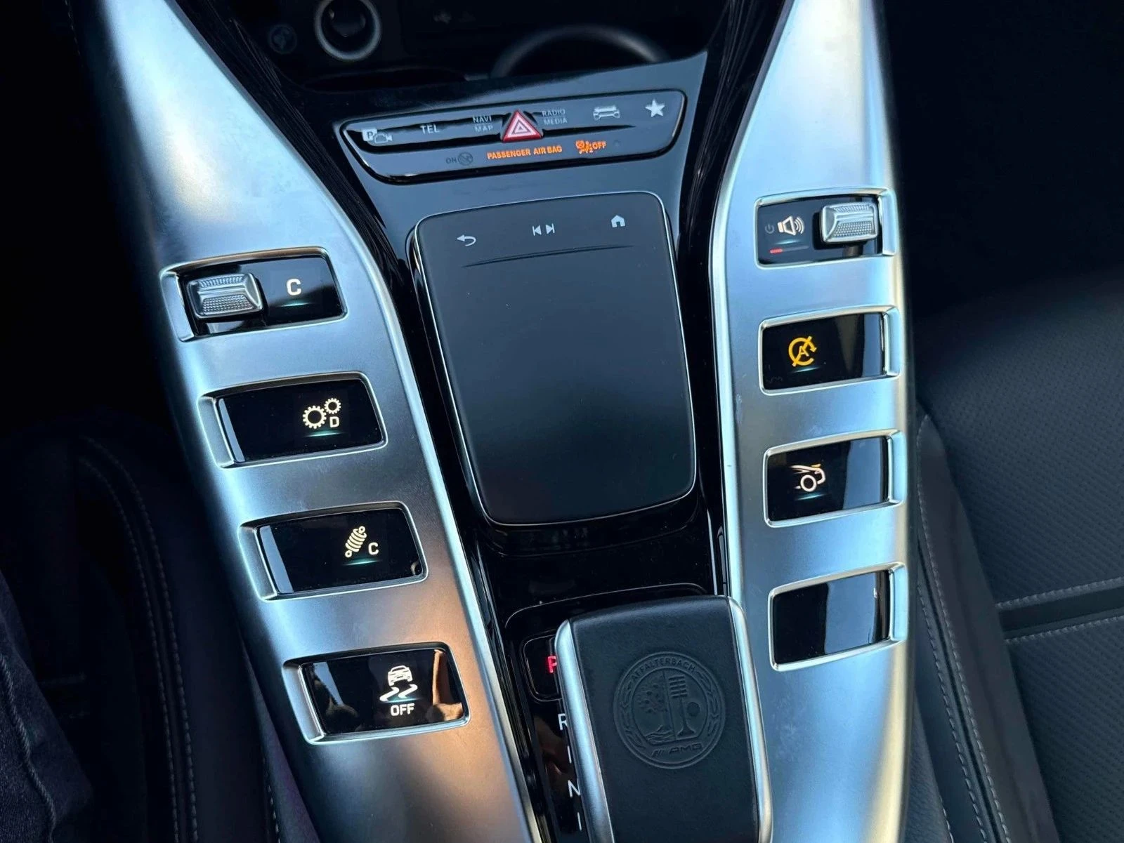Mercedes-Benz AMG GT, снимка 9 - Автомобили и джипове - 56727530