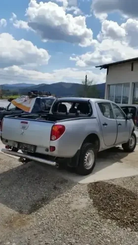 Mitsubishi L200  8 БРОЯ, снимка 13