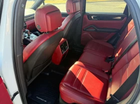 Porsche Cayenne AWD  CARFAX, снимка 14