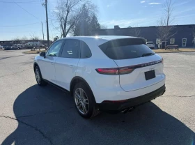 Porsche Cayenne AWD  CARFAX, снимка 13