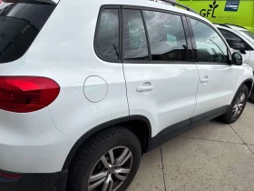 VW Tiguan 4 MOTION * CARFAX * ПОДГРЕВ * KEYLESS * КЛИПОВЕ, снимка 3