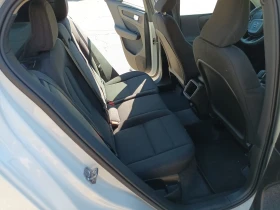 Volvo XC40 4x4/2.0D/АВТОМАТ, снимка 9