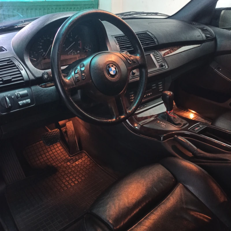 BMW X5 4.4i, снимка 9 - Автомобили и джипове - 49419915