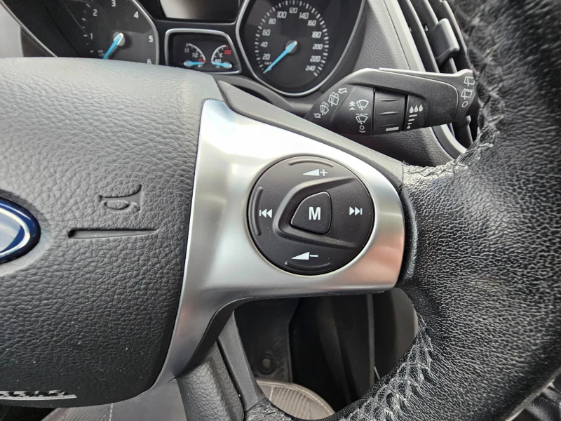 Ford Kuga, снимка 13 - Автомобили и джипове - 51624641