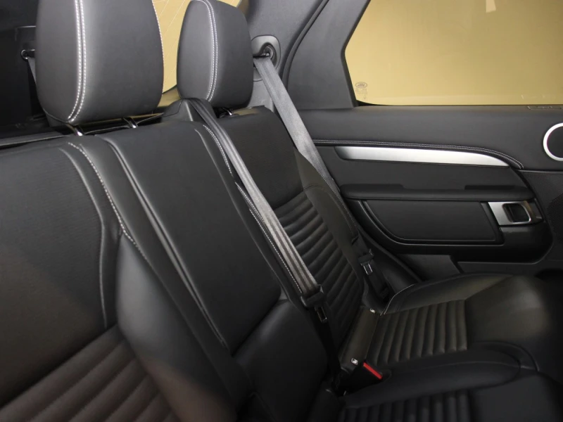 Land Rover Discovery D350 Dynamic SE MY2025, снимка 11 - Автомобили и джипове - 52226255